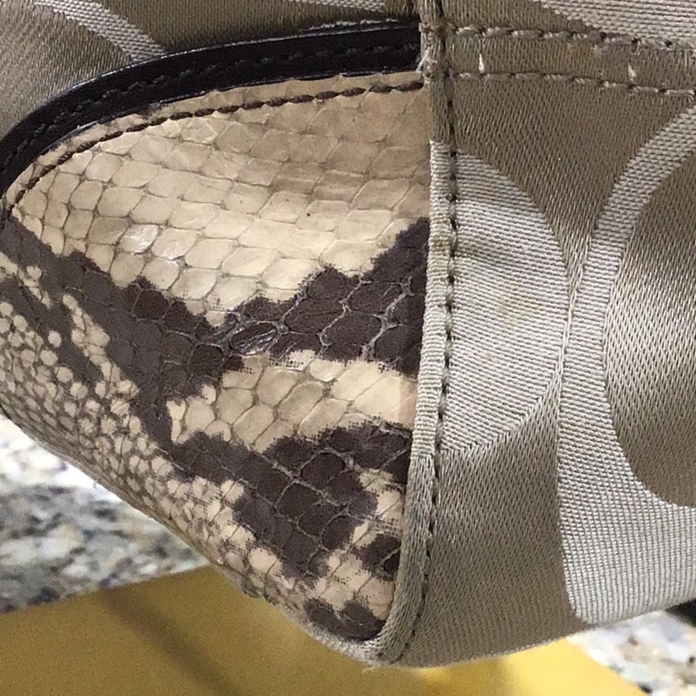 Coach Collette Signature Sateen Satchel Handbag Faux Snakeskin - Picture 10 of 16